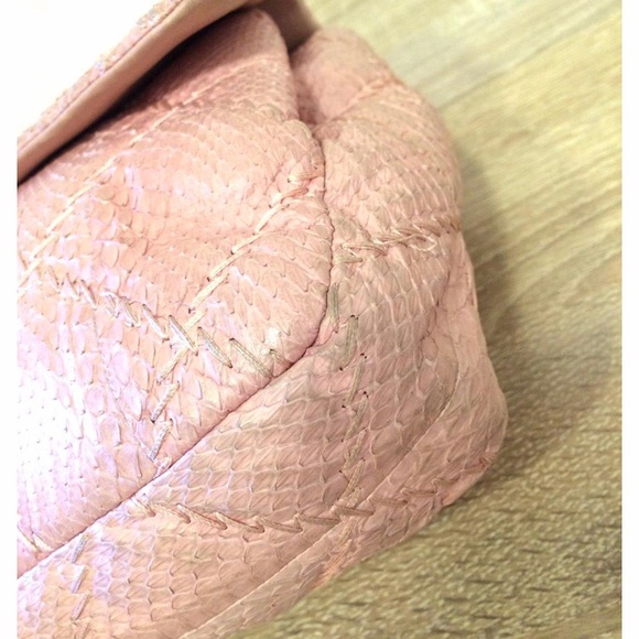 Chanel quilted python bag - Picture 3 of 7